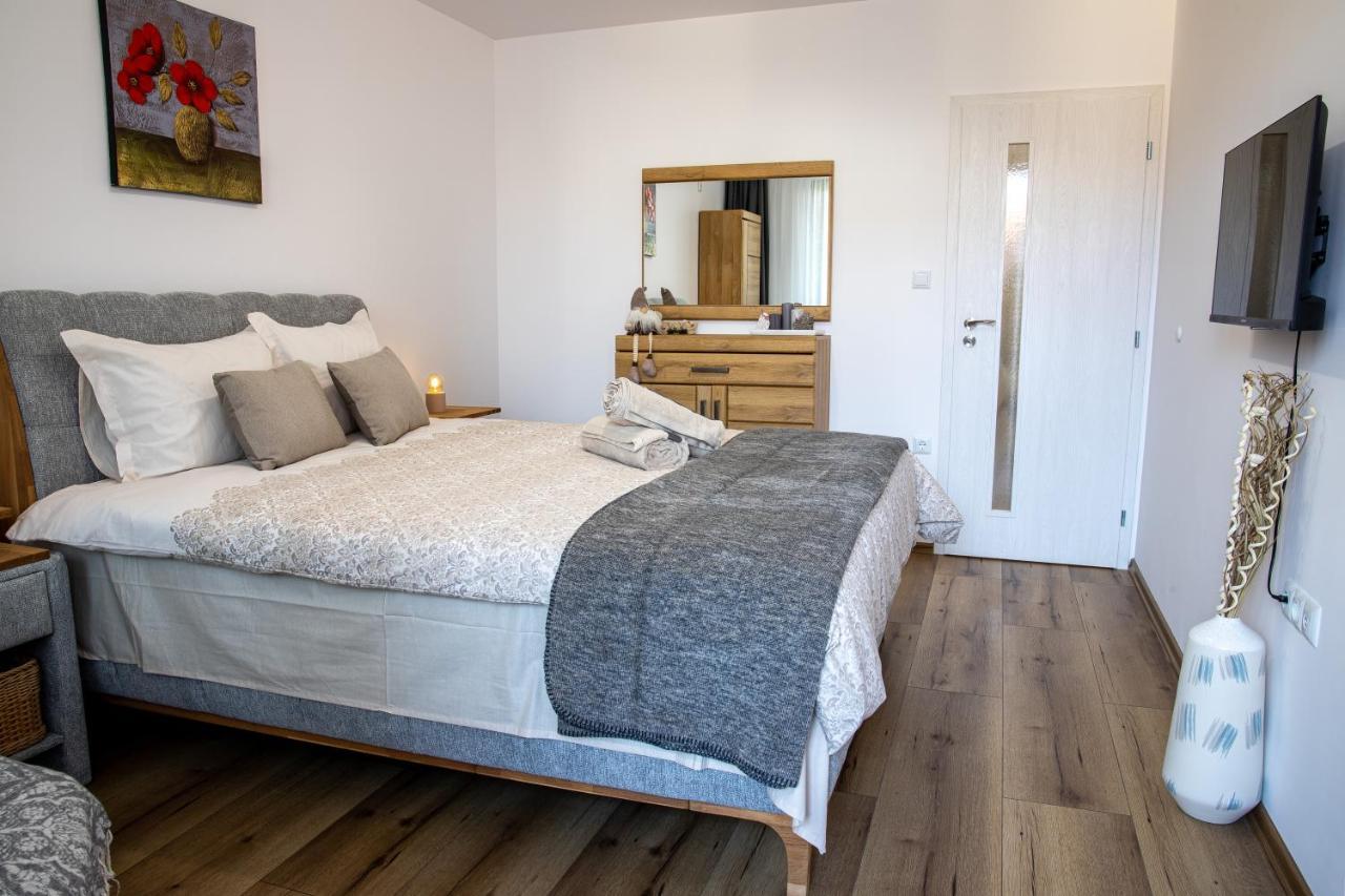 Vazov Apartment Kazanlak Luaran gambar