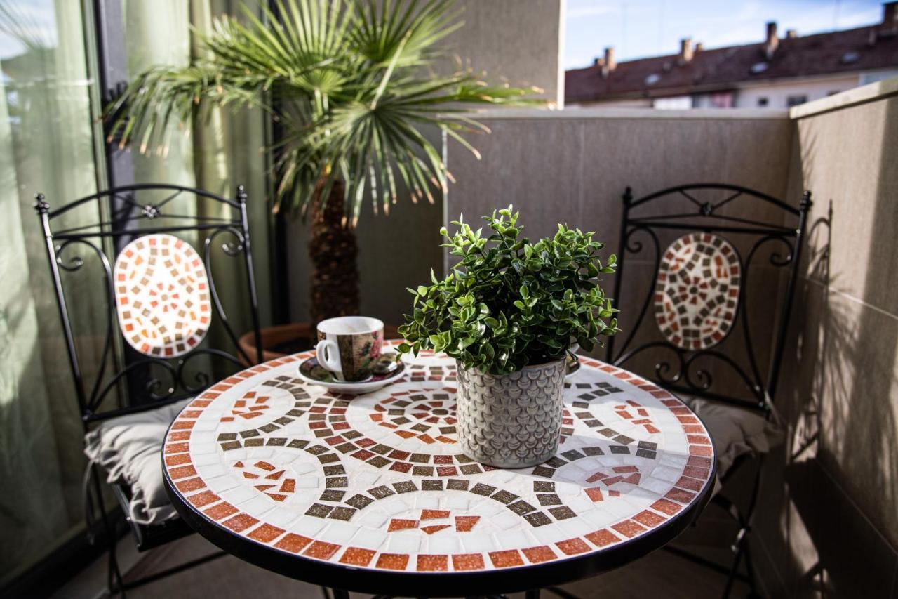 Vazov Apartment Kazanlak Luaran gambar