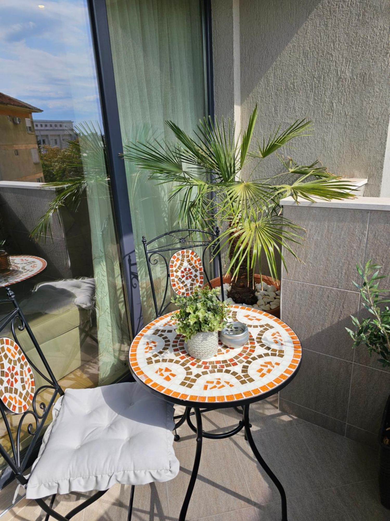 Vazov Apartment Kazanlak Luaran gambar