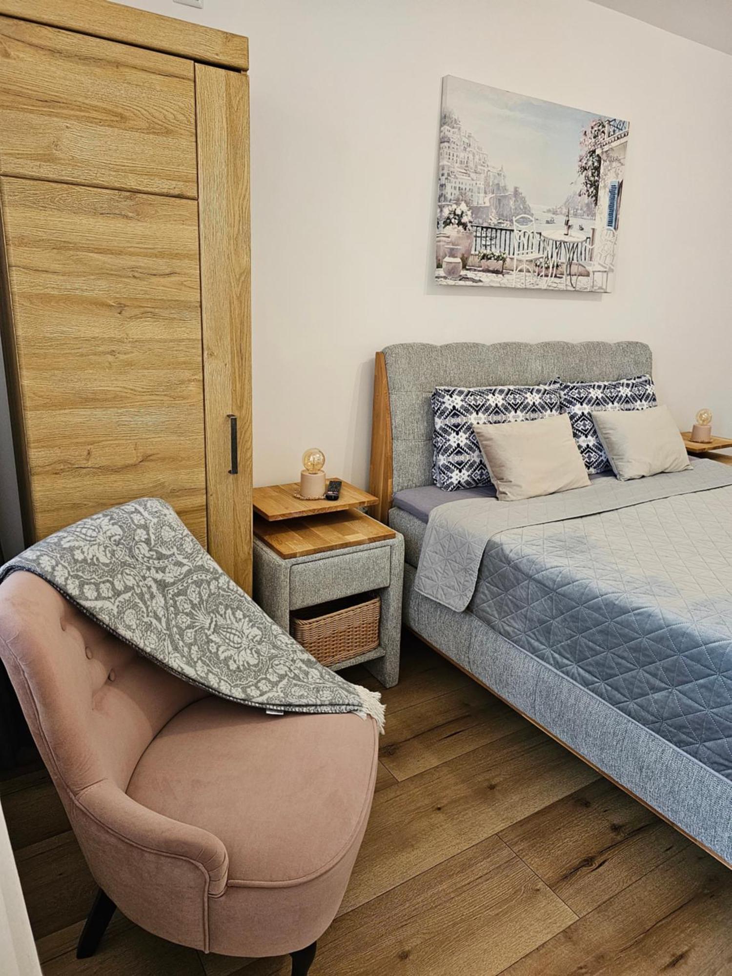Vazov Apartment Kazanlak Luaran gambar